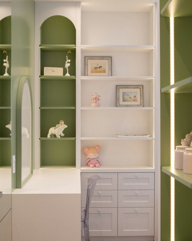 Storage & Shelving